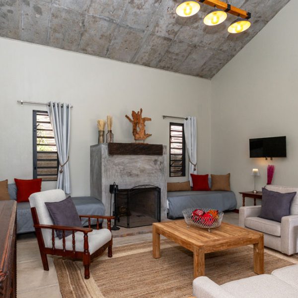 5-OLEANDER FIREPLACE-3