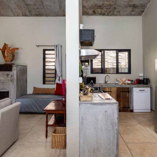 6-OLEANDER KITCHEN-1