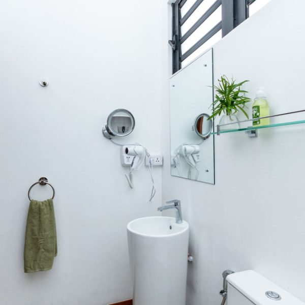 8-OLEANDER BEDROOM 2ND-5